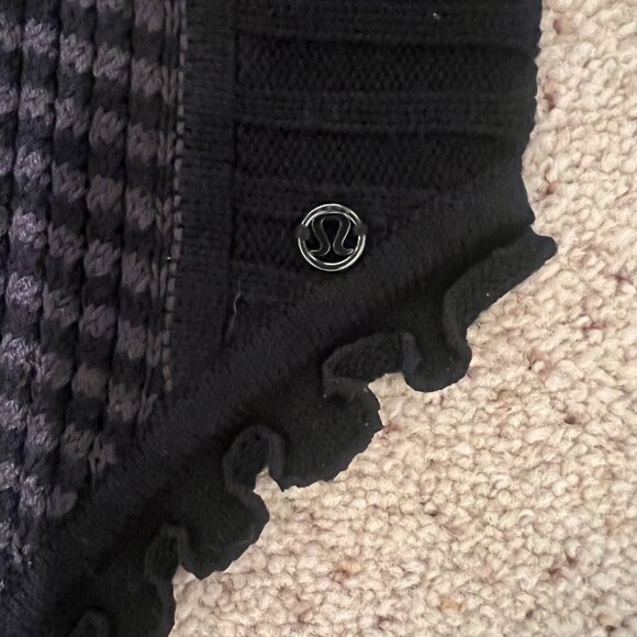 Lululemon Knit Scarf - Picture 4 of 5